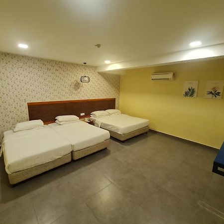 Hotel Bestari Kuala Lipis Esterno foto