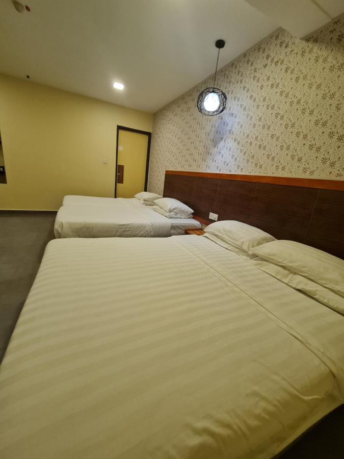 Hotel Bestari Kuala Lipis Esterno foto
